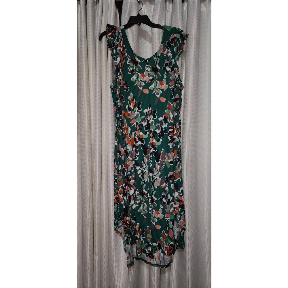 Emerald plus size mini sleeve dress - Picture 2 of 7